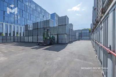 Въезд и парковка у склада Мобиус Красногорск — хранение вещей, индивидуальные боксы, Москва