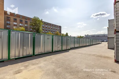Широкий коридор с контейнерами Мобиус Рязанка — индивидуальные склады для вещей, Москва