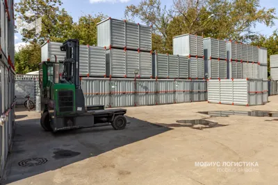 Фасад складского комплекса Мобиус Рязанка — аренда склада индивидуального хранения в Москве